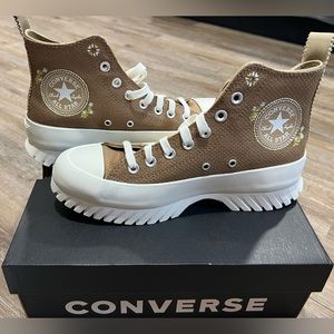 Converse Chuck Taylor All Star Lugged Platform 2.0